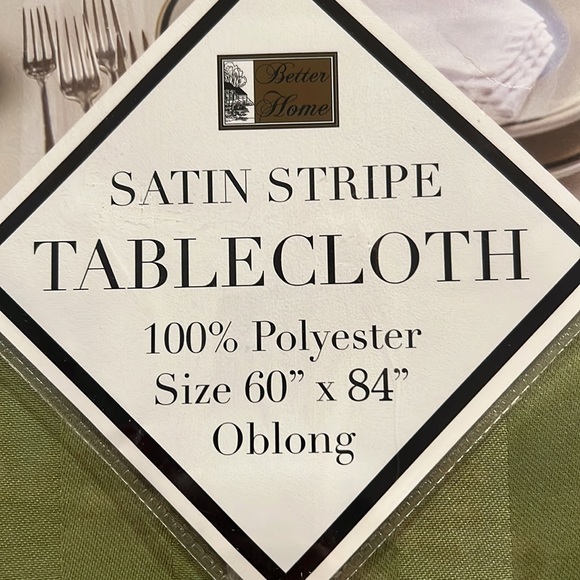 New in package!  Olive green satin stripe tablecloth - Picture 2 of 3
